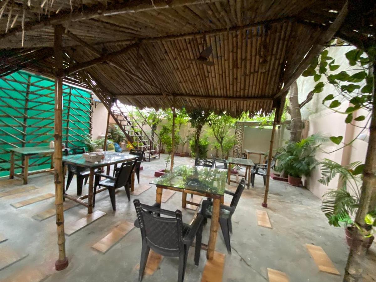 The Sunaina Hotell Varanasi Eksteriør bilde