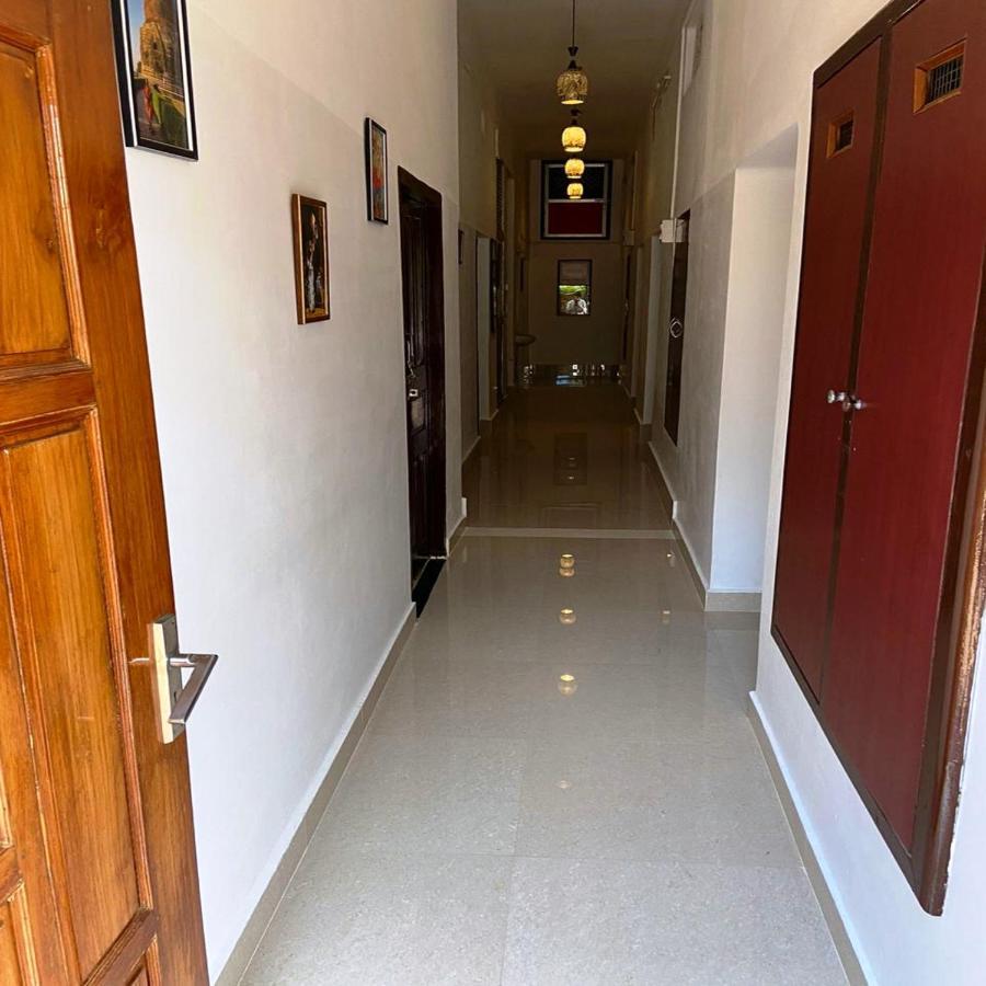 The Sunaina Hotell Varanasi Eksteriør bilde