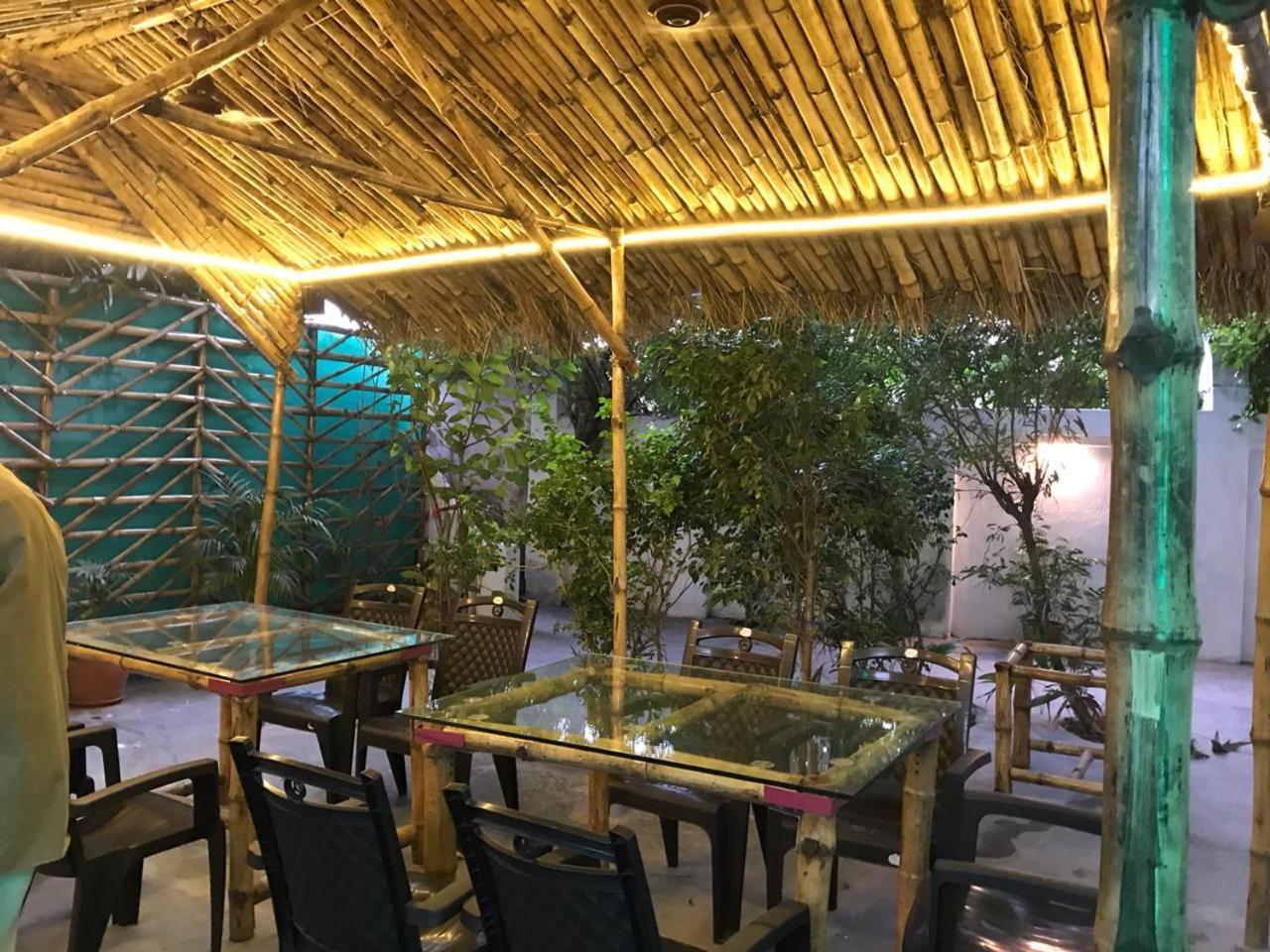 The Sunaina Hotell Varanasi Eksteriør bilde